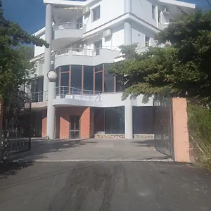 Hotel Moris Kryemëdhej